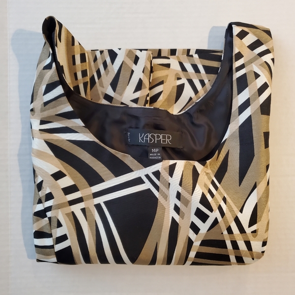 KASPER Pants Suit, Size 14P - Picture 12 of 12